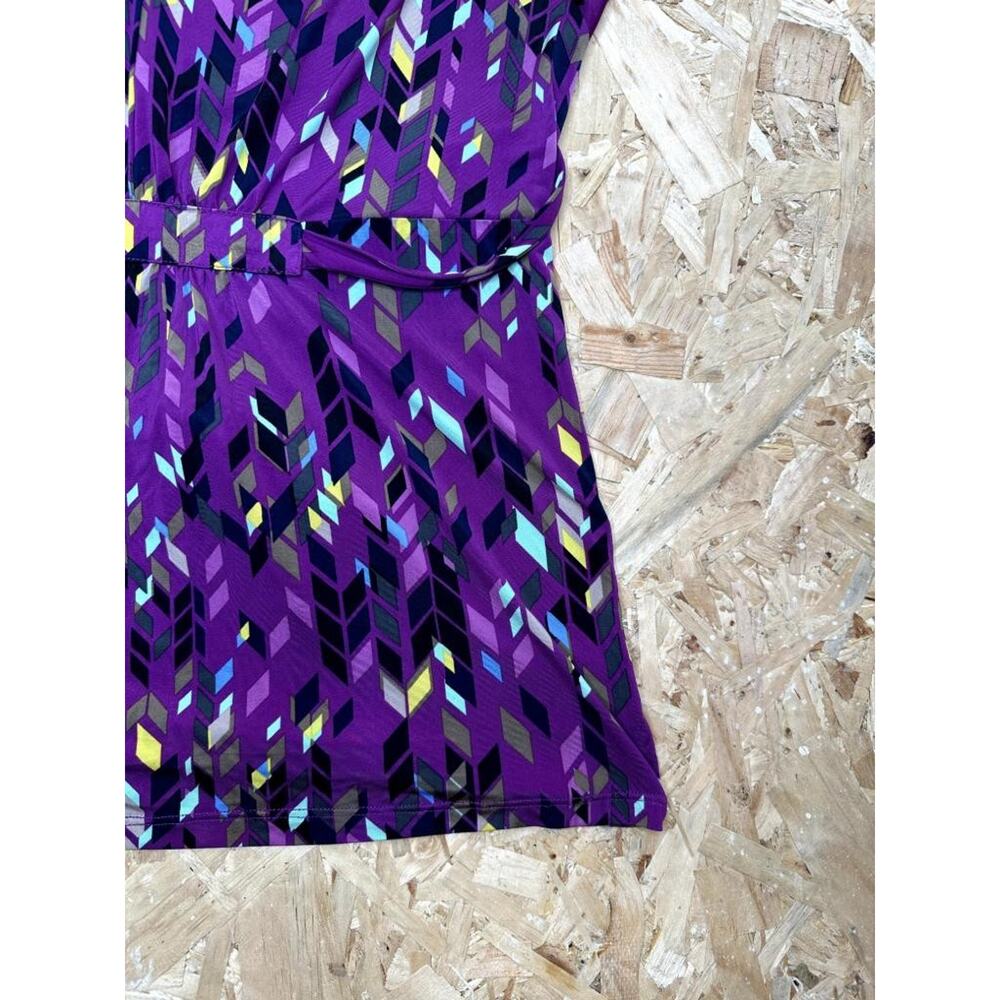Attention Womens Purple Geometric Blouse Size Large Cap Sleeve V-Neck Belted Top - Picture 3 of 16